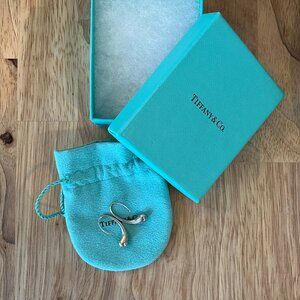 Elsa Pererti Tiffany Teardop Earrings barely worn with Blue box and bag